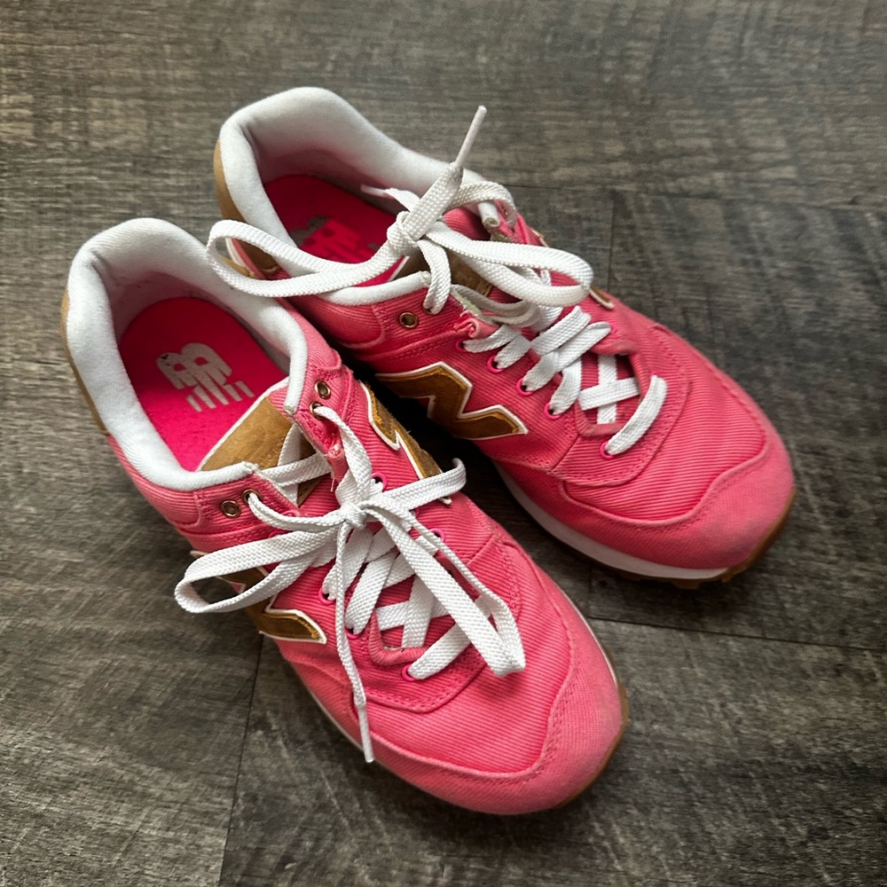 New Balance Women's Athletic Sneakers - 7.5 - Encap 574
